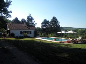 Hebergement Lovely house with swimming pool. : photos des chambres