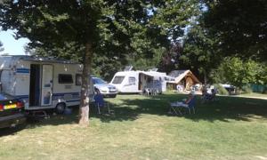 Hebergement Camping de Tournus - Drole de cabane : photos des chambres