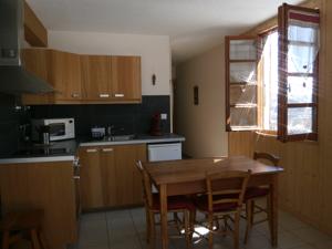 Appartement Les Serintes : photos des chambres