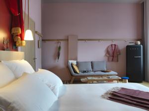 MOB HOTEL Paris Les Puces : photos des chambres