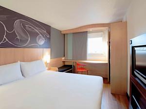 Hotel ibis Avranches Mont St Michel : photos des chambres
