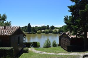 Hebergement Camping - Village Vacances du Lac : photos des chambres