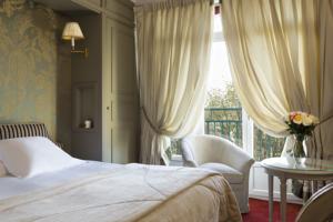 Hotel Barriere Le Grand Hotel : photos des chambres