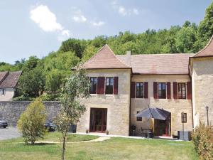 Hebergement Holiday home Les Eyzies 74 with Outdoor Swimmingpool : photos des chambres