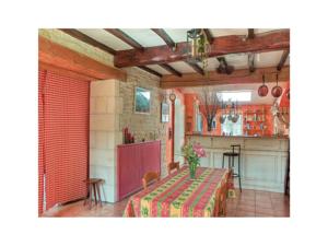 Hebergement Holiday Home Rioux Rue Chez Chabot : photos des chambres