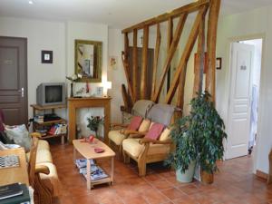 Hebergement Holiday Home Gite De La Lombardie : photos des chambres