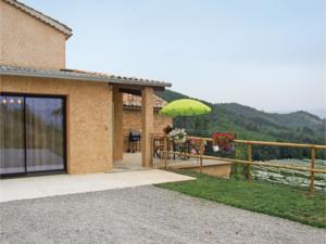 Hebergement Three-Bedroom Holiday Home in Sigoyer : photos des chambres