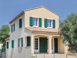 Hebergement Three-Bedroom Holiday Home in Lancon de Provence : Maison de Vacances de 3 Chambres 