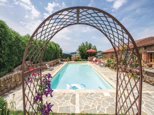 Hebergement Holiday home Mardore 33 with Outdoor Swimmingpool : photos des chambres
