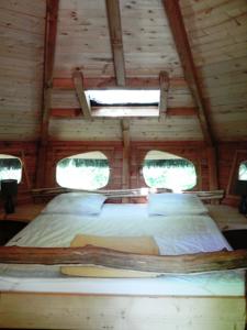 Hebergement Naturisme Heliomonde Camping Ile de France : photos des chambres