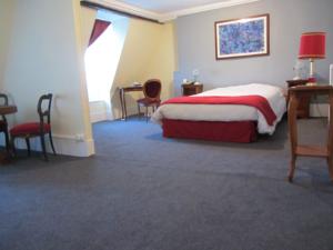 Hotel Le Chateau Du Val : photos des chambres