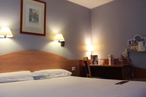 Hotel Kyriad Bourges Sud : photos des chambres