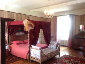 Chambres d'hotes/B&B Chateau de La Ville-Hue : photos des chambres