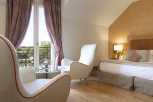 Hotel La Cote Saint Jacques : photos des chambres