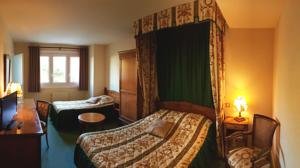 Hotel Le Prieure : Chambre Triple