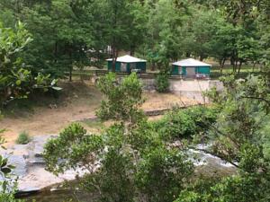 Hebergement Camping Les Gorges de l'Herault : Tente (4 Adultes)