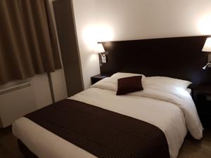 Nevers Hotel : Chambre Double 