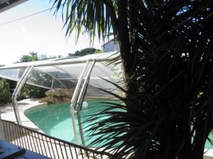 Hebergement villa provencal avec piscine a vias de 10 personnes : Maison de Vacances