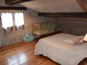 Hebergement Maison De Vacances - Puymiclan : photos des chambres