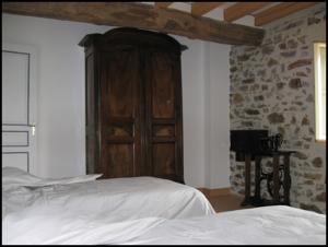 Hebergement La Ferme du Chateau de Savignac : photos des chambres