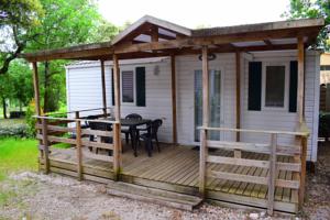 Hebergement Camping Le Val d'Herault : Mobile Home 27 m²