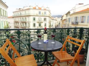 Appartement Le Central, 3-bedroom in Central Nice : photos des chambres