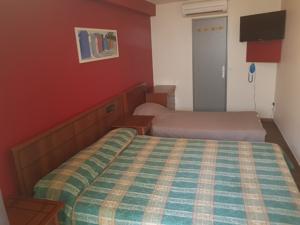 Hotel Royal Colombes : photos des chambres