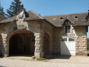 Hebergement Chateau de Joyeux - gite du Miroir : Maison de Vacances