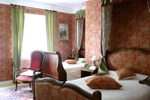 Hebergement Hotel The Originals Le Chateau de la Roque (ex Relais du Silence) : photos des chambres