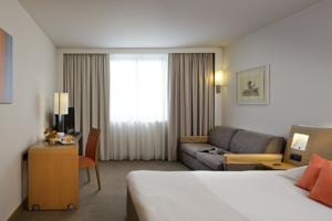 Hotel Novotel Roissy CDG Convention & Spa : Chambre Lit Queen-Size Supérieure avec Canapé-Lit