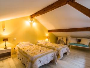 Hebergement Maison De Vacances - Blanquefort-Sur-Briolance 2 : photos des chambres