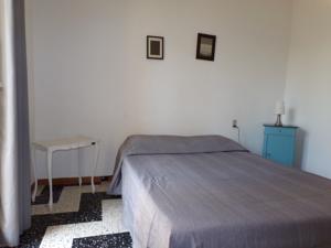 St Gauderique, Appartement 2 Chambres avec Parking : photos des chambres