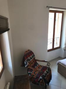Appartement Charming flat in la Turbie village : photos des chambres