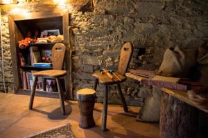 Hebergement Authentic Knight's Templar Chamber at Chateau Le Mur : photos des chambres