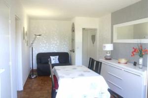 Appartement Cabourg - 2 Pieces - Vue jardin : photos des chambres