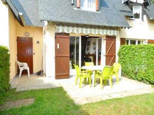 Appartement Cabourg - Cottage 2 Pieces - Vue jardin : Appartement 1 Chambre