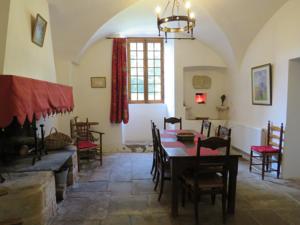 Hebergement le presbytere de Montaigut : photos des chambres
