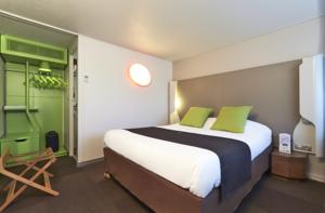 Campanile Hotel Senlis : photos des chambres