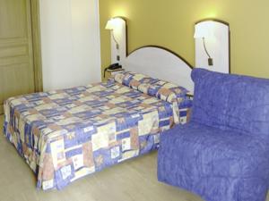 Hotel Logis Des Sources : photos des chambres