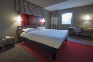 Hotel ibis Rouen Champ de Mars : photos des chambres