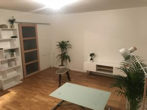 Beautiful Appartement near train station : photos des chambres