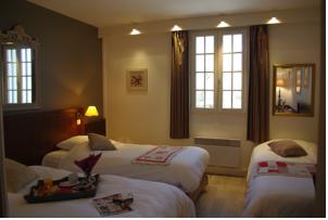 Hotel Les Nympheas : Chambre Triple