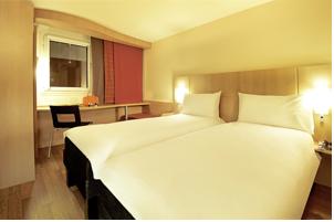 Hotel ibis Lyon Est Chaponnay : photos des chambres