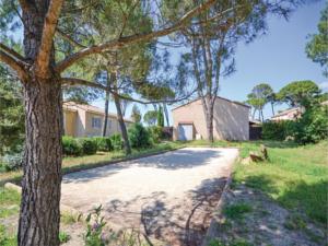 Hebergement Two-Bedroom Holiday Home in Calvisson : photos des chambres