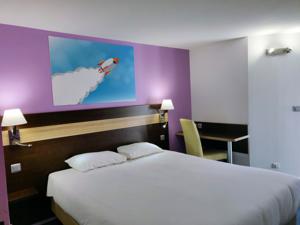 Hotel - Restaurant La Chaumiere (Ex Comfort Hotel Les Mureaux-Flins : photos des chambres