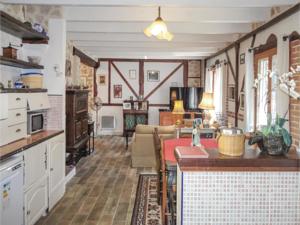 Hebergement Three-Bedroom Holiday Home in Causses er Vayran : photos des chambres