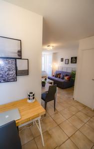 Appartement DUPLEX dans CENTRE VILLE (GARE;PARKING;WIFI) : photos des chambres