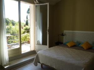 Petit Appartement Pont du Gard : photos des chambres