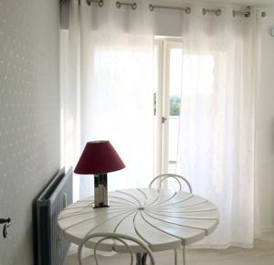 Appartement Deux pieces a Cabourg-Plage. Entre thalasso et mer, les sejours d'Heloise : photos des chambres