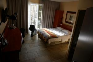 Royal Hotel Caen Centre : Chambre Grand Confort pour Personnes à Mobilité Réduite